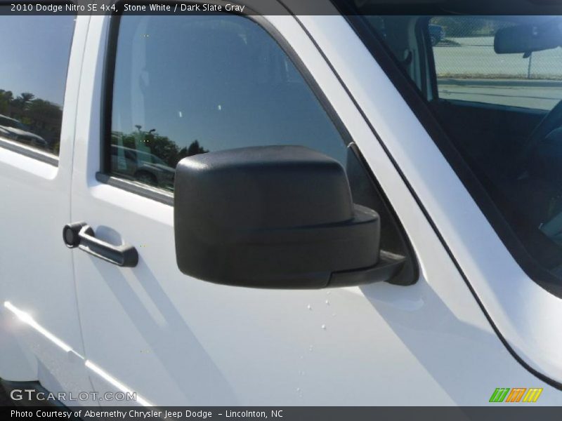 Stone White / Dark Slate Gray 2010 Dodge Nitro SE 4x4