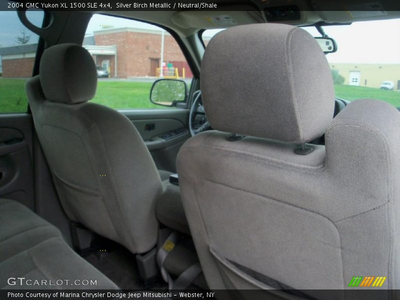 Silver Birch Metallic / Neutral/Shale 2004 GMC Yukon XL 1500 SLE 4x4