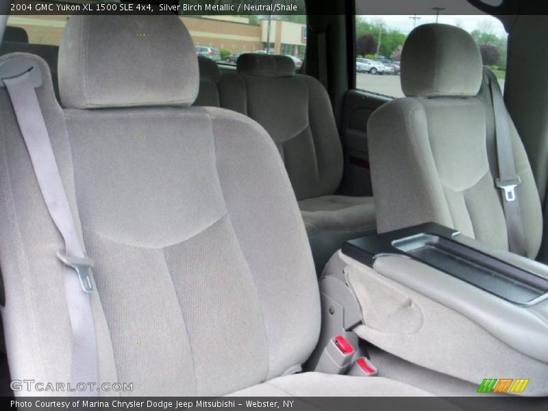 Silver Birch Metallic / Neutral/Shale 2004 GMC Yukon XL 1500 SLE 4x4