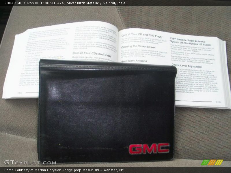 Silver Birch Metallic / Neutral/Shale 2004 GMC Yukon XL 1500 SLE 4x4