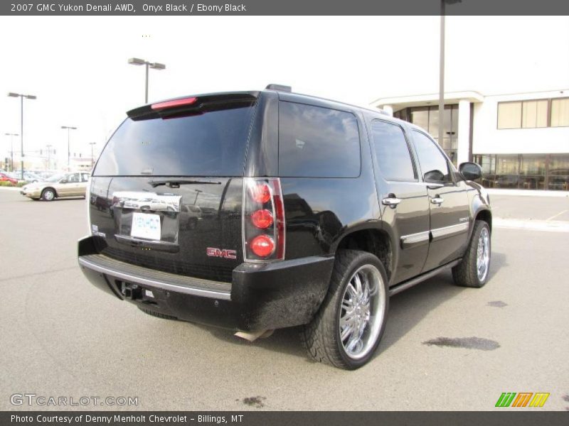 Onyx Black / Ebony Black 2007 GMC Yukon Denali AWD
