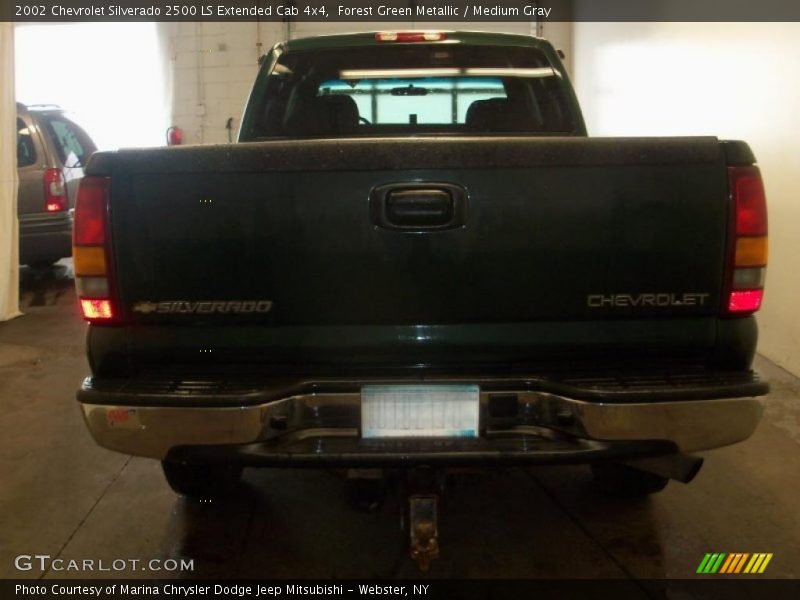 Forest Green Metallic / Medium Gray 2002 Chevrolet Silverado 2500 LS Extended Cab 4x4