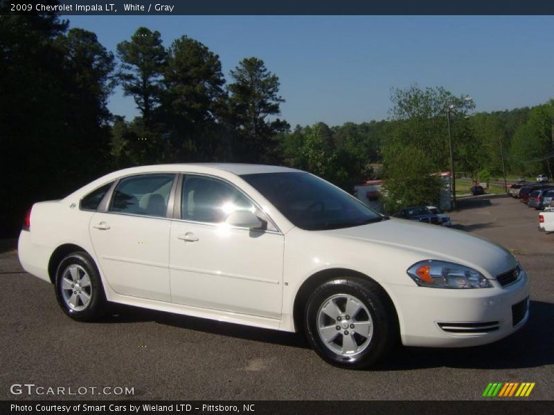 White / Gray 2009 Chevrolet Impala LT