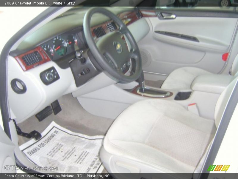 White / Gray 2009 Chevrolet Impala LT