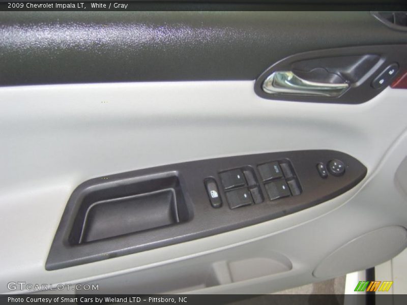 White / Gray 2009 Chevrolet Impala LT