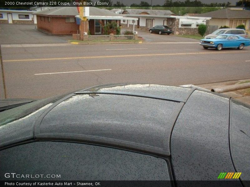 Onyx Black / Ebony 2000 Chevrolet Camaro Z28 Coupe