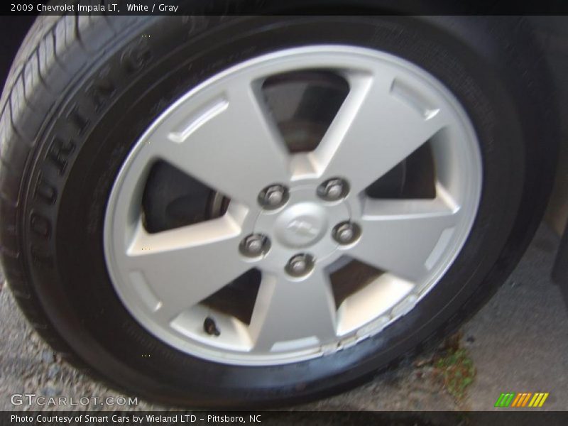 White / Gray 2009 Chevrolet Impala LT
