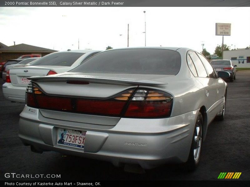 Galaxy Silver Metallic / Dark Pewter 2000 Pontiac Bonneville SSEi