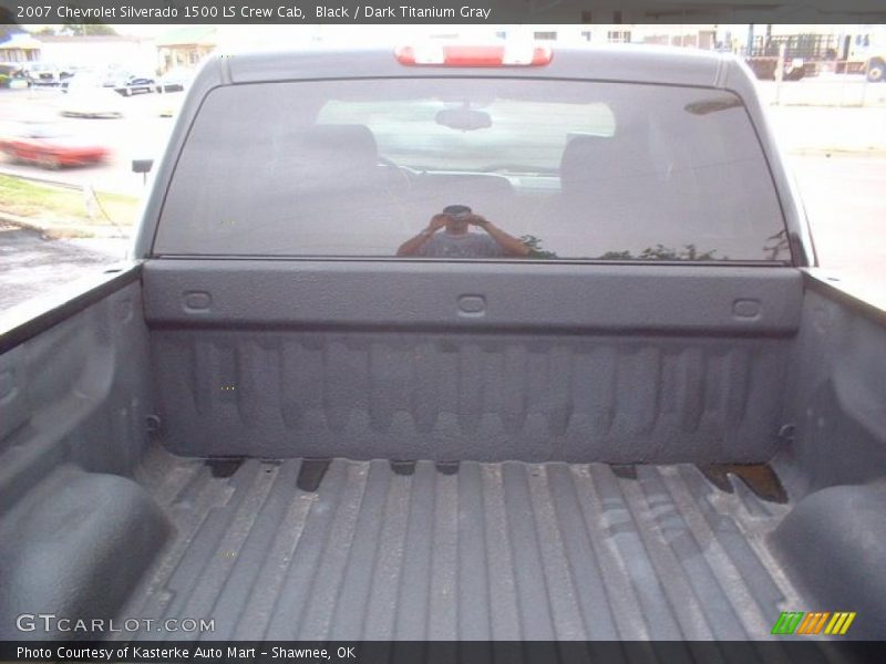 Black / Dark Titanium Gray 2007 Chevrolet Silverado 1500 LS Crew Cab