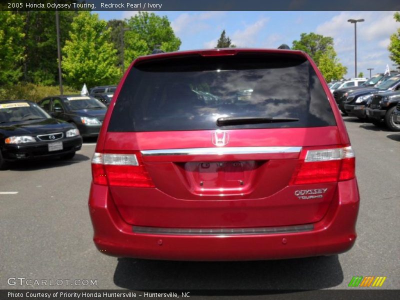 Redrock Pearl / Ivory 2005 Honda Odyssey Touring