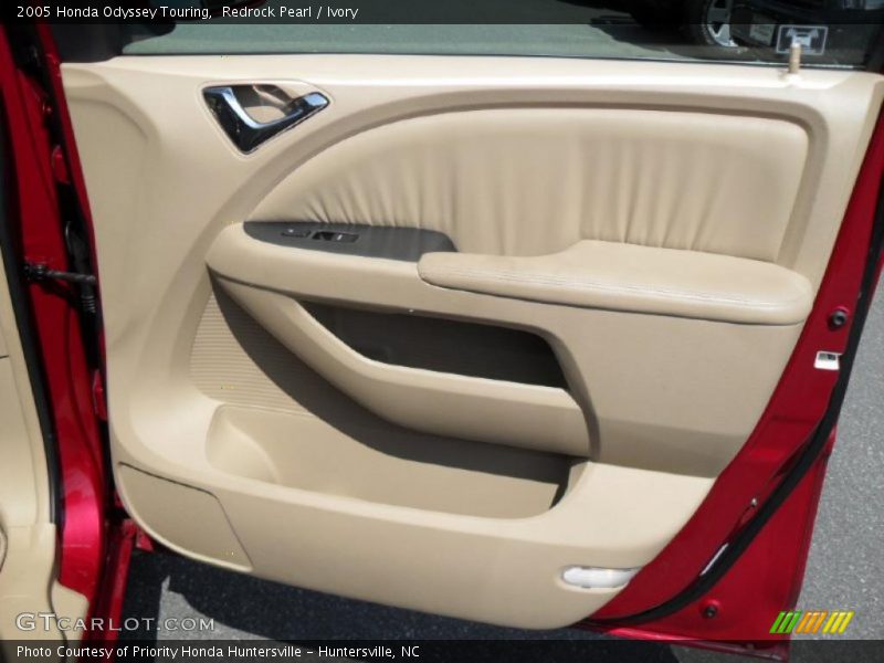 Redrock Pearl / Ivory 2005 Honda Odyssey Touring