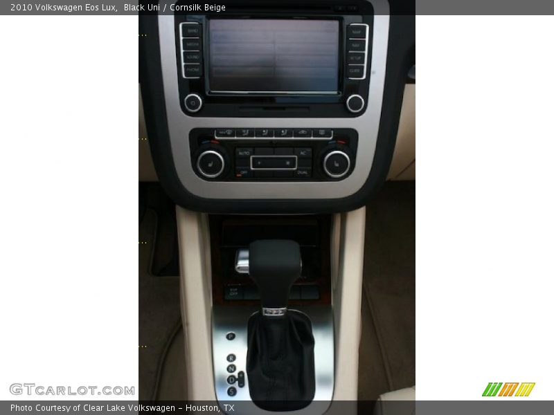 Black Uni / Cornsilk Beige 2010 Volkswagen Eos Lux