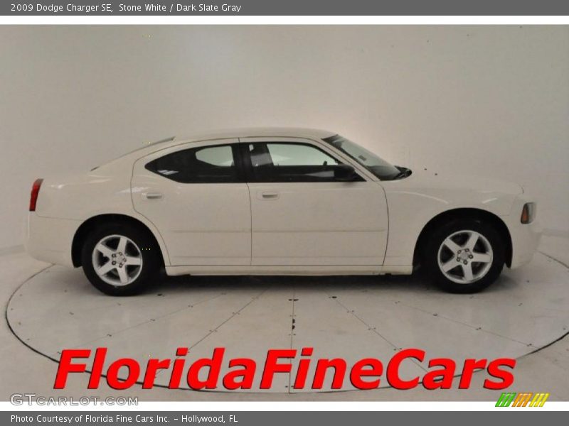 Stone White / Dark Slate Gray 2009 Dodge Charger SE