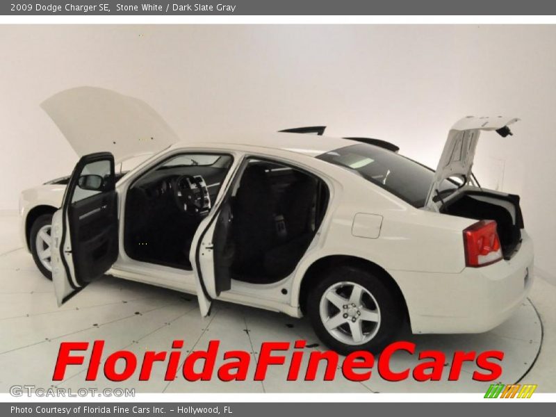 Stone White / Dark Slate Gray 2009 Dodge Charger SE