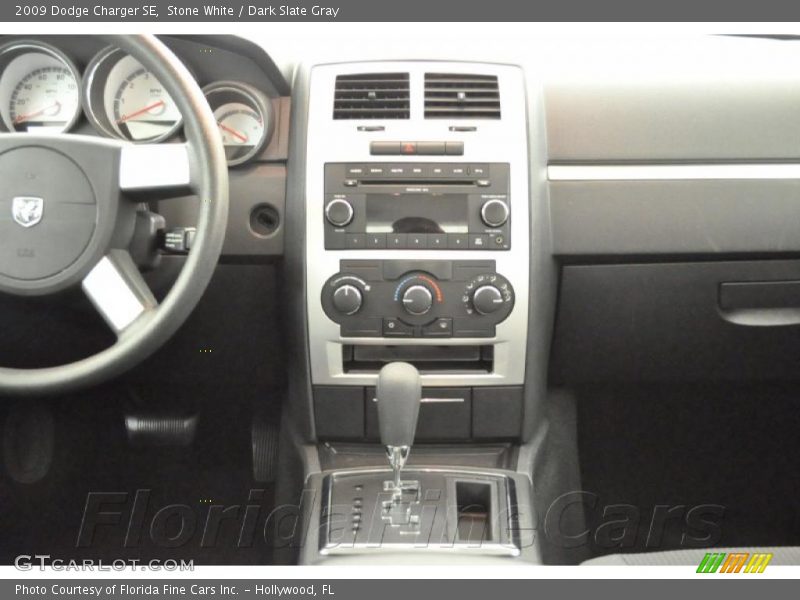 Stone White / Dark Slate Gray 2009 Dodge Charger SE