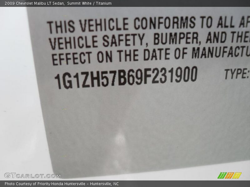 Summit White / Titanium 2009 Chevrolet Malibu LT Sedan
