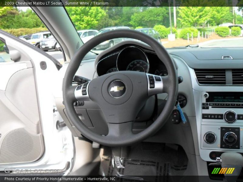 Summit White / Titanium 2009 Chevrolet Malibu LT Sedan