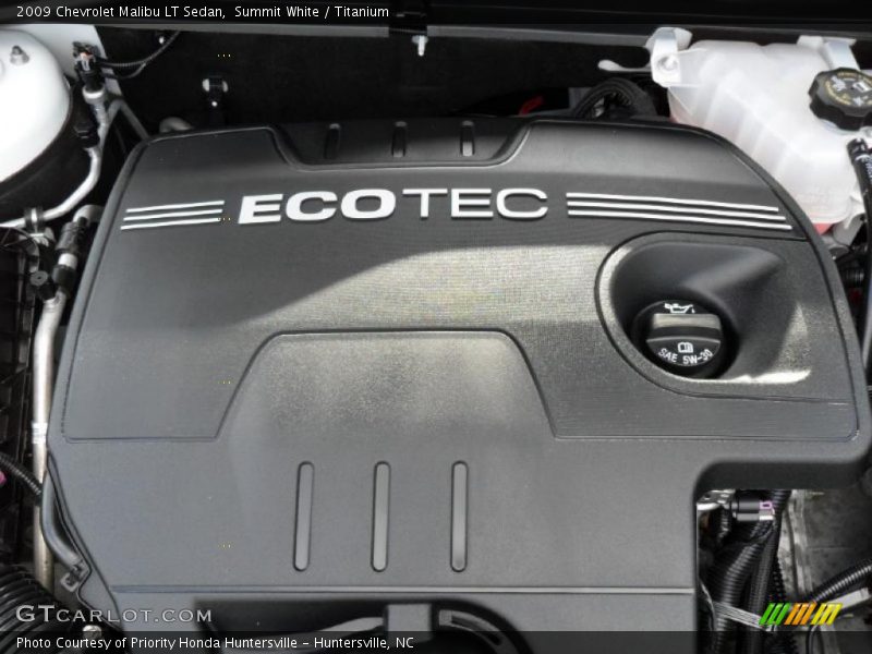 Summit White / Titanium 2009 Chevrolet Malibu LT Sedan