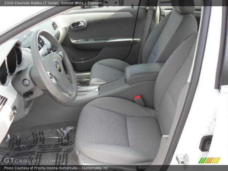 Summit White / Titanium 2009 Chevrolet Malibu LT Sedan