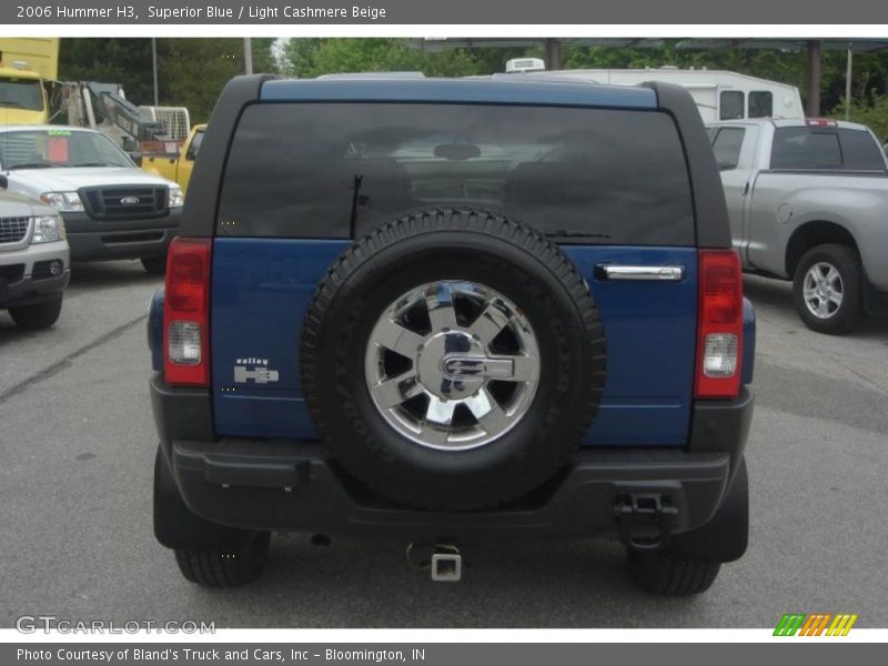 Superior Blue / Light Cashmere Beige 2006 Hummer H3