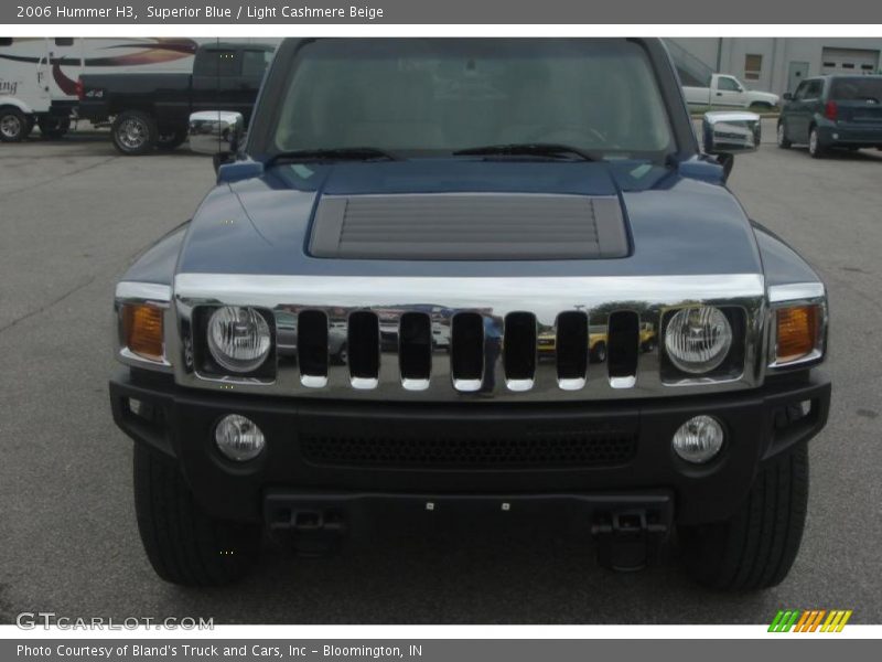 Superior Blue / Light Cashmere Beige 2006 Hummer H3