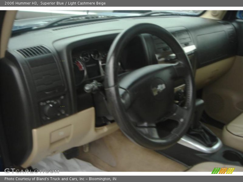 Superior Blue / Light Cashmere Beige 2006 Hummer H3