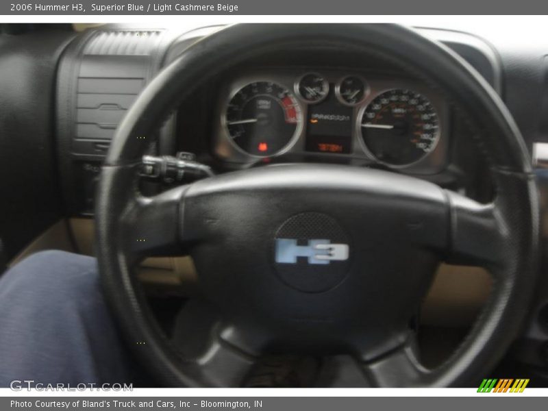 Superior Blue / Light Cashmere Beige 2006 Hummer H3