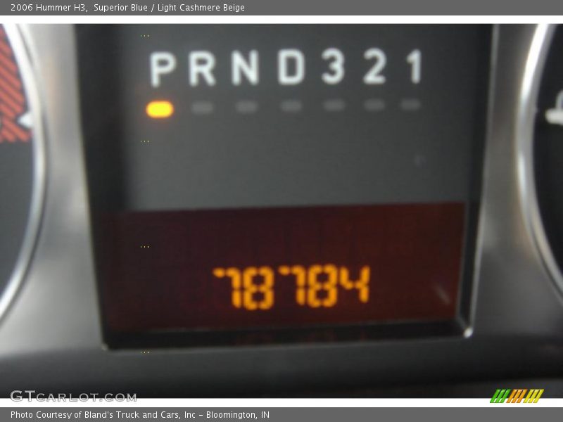 Superior Blue / Light Cashmere Beige 2006 Hummer H3