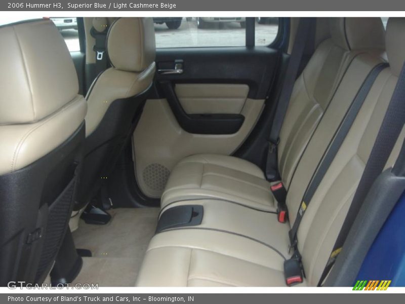 Superior Blue / Light Cashmere Beige 2006 Hummer H3