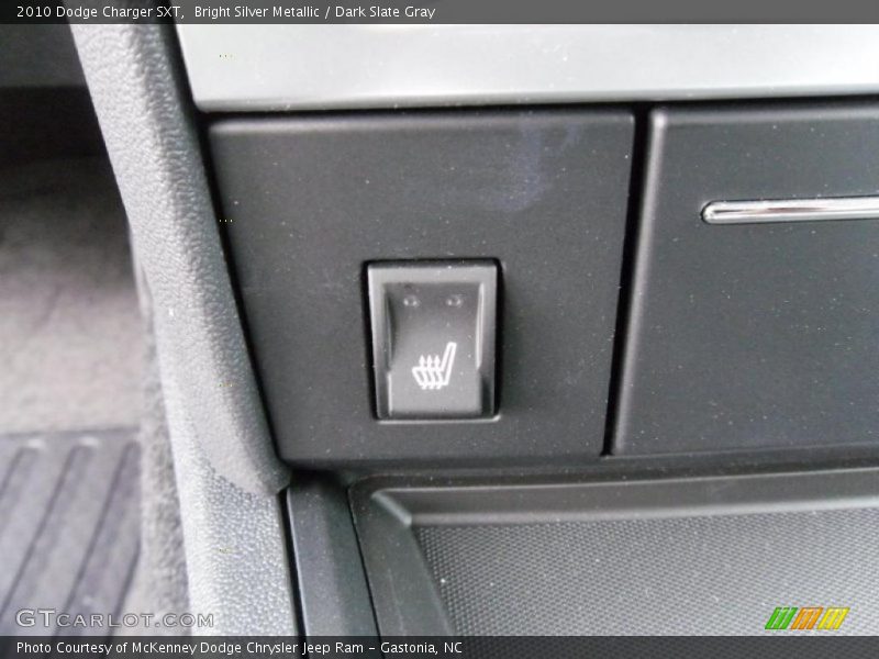 Bright Silver Metallic / Dark Slate Gray 2010 Dodge Charger SXT