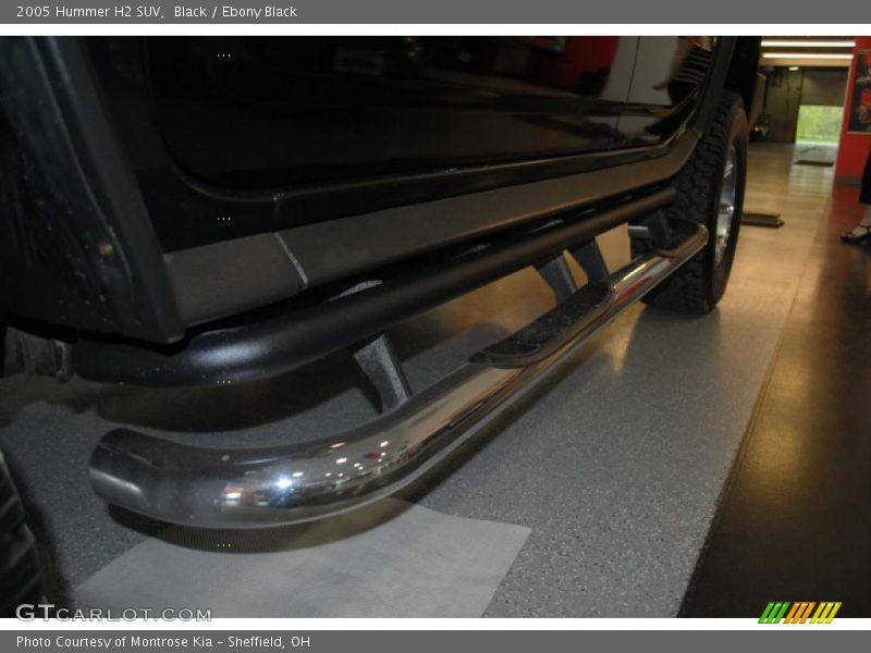 Black / Ebony Black 2005 Hummer H2 SUV