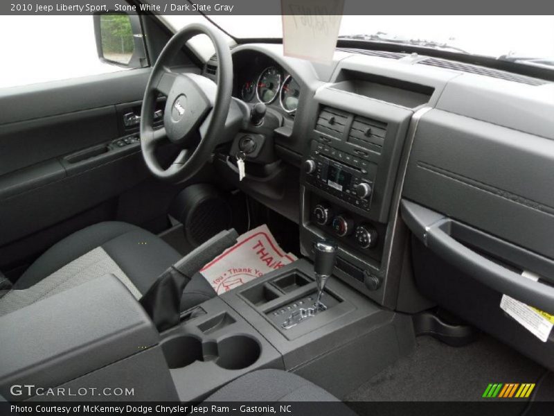 Stone White / Dark Slate Gray 2010 Jeep Liberty Sport