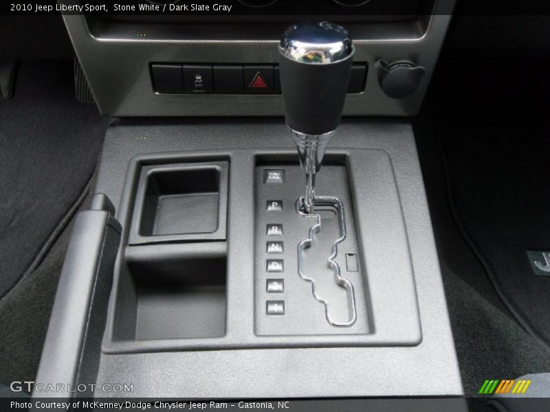 Stone White / Dark Slate Gray 2010 Jeep Liberty Sport
