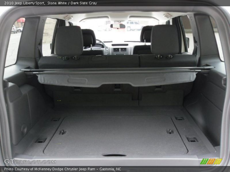 Stone White / Dark Slate Gray 2010 Jeep Liberty Sport