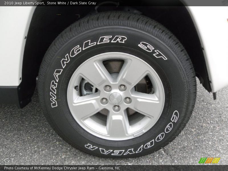 Stone White / Dark Slate Gray 2010 Jeep Liberty Sport