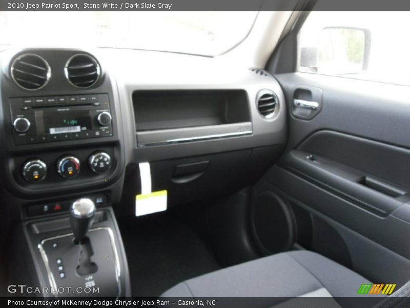 Stone White / Dark Slate Gray 2010 Jeep Patriot Sport