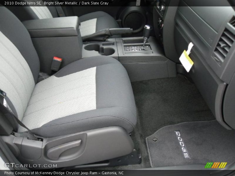 Bright Silver Metallic / Dark Slate Gray 2010 Dodge Nitro SE