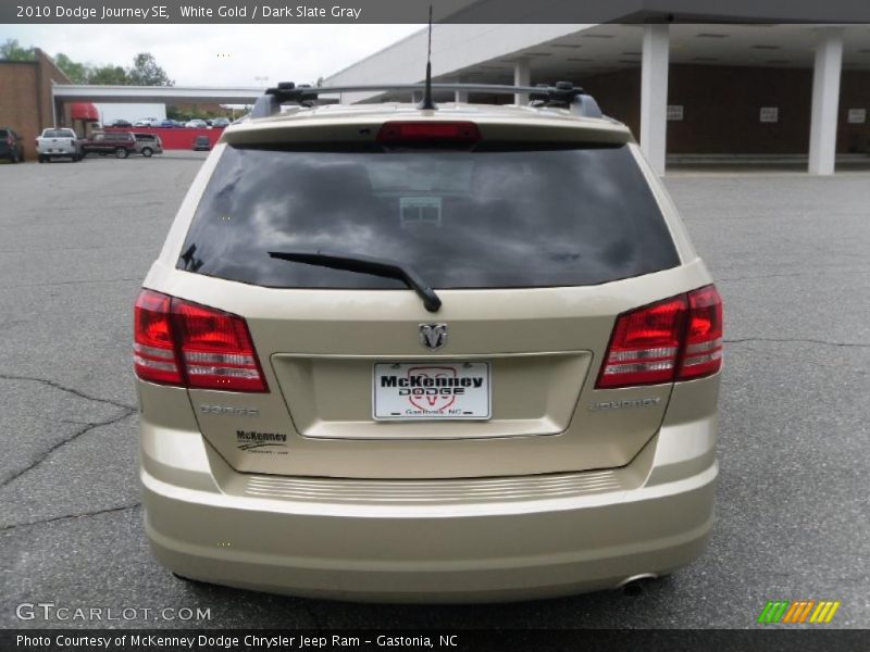 White Gold / Dark Slate Gray 2010 Dodge Journey SE