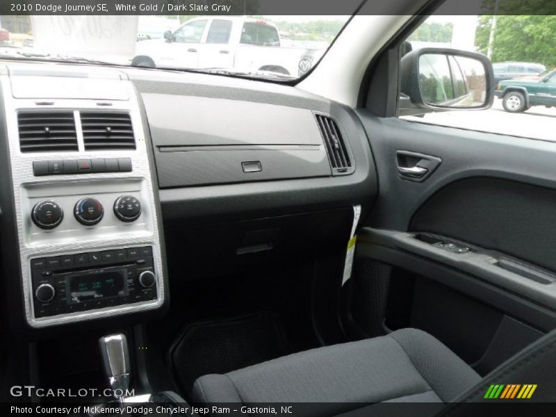 White Gold / Dark Slate Gray 2010 Dodge Journey SE
