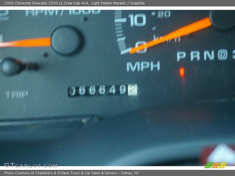 Light Pewter Metallic / Graphite 2000 Chevrolet Silverado 2500 LS Crew Cab 4x4