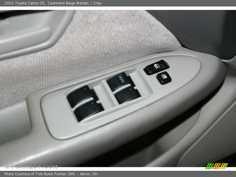 Cashmere Beige Metallic / Gray 2001 Toyota Camry CE