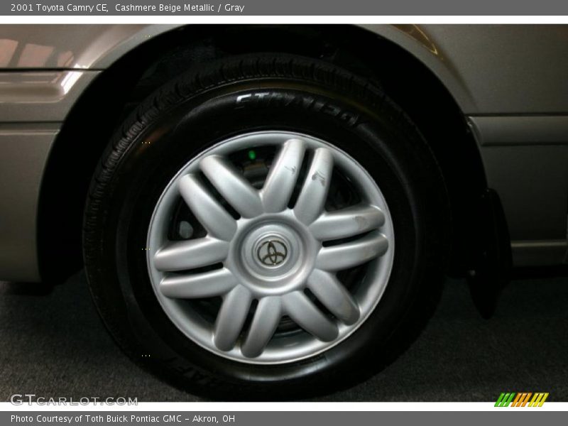 Cashmere Beige Metallic / Gray 2001 Toyota Camry CE