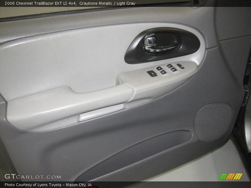 Graystone Metallic / Light Gray 2006 Chevrolet TrailBlazer EXT LS 4x4