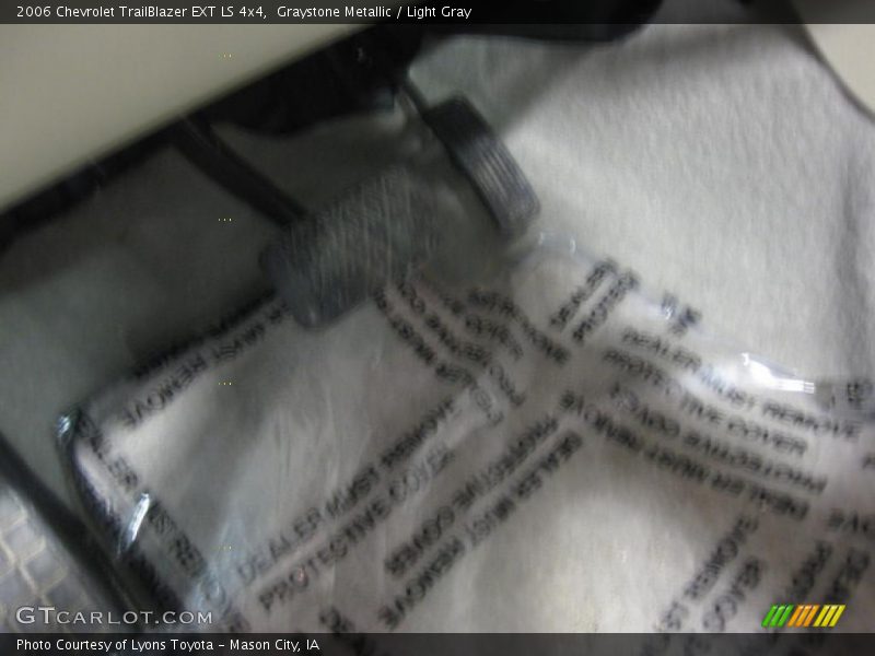 Graystone Metallic / Light Gray 2006 Chevrolet TrailBlazer EXT LS 4x4
