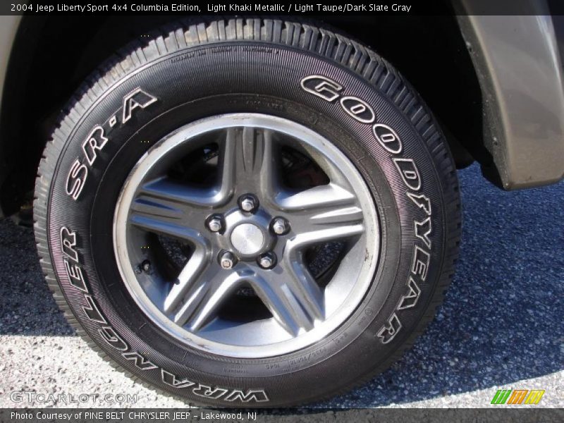 Light Khaki Metallic / Light Taupe/Dark Slate Gray 2004 Jeep Liberty Sport 4x4 Columbia Edition