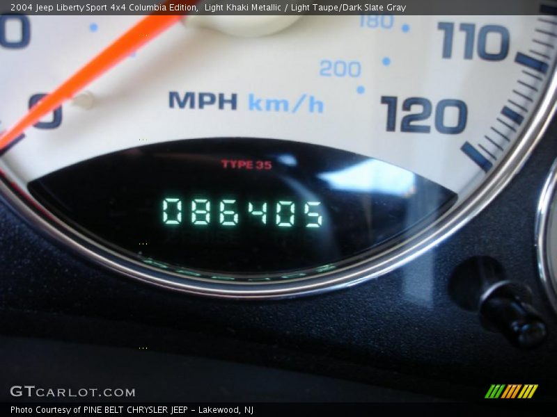 Light Khaki Metallic / Light Taupe/Dark Slate Gray 2004 Jeep Liberty Sport 4x4 Columbia Edition