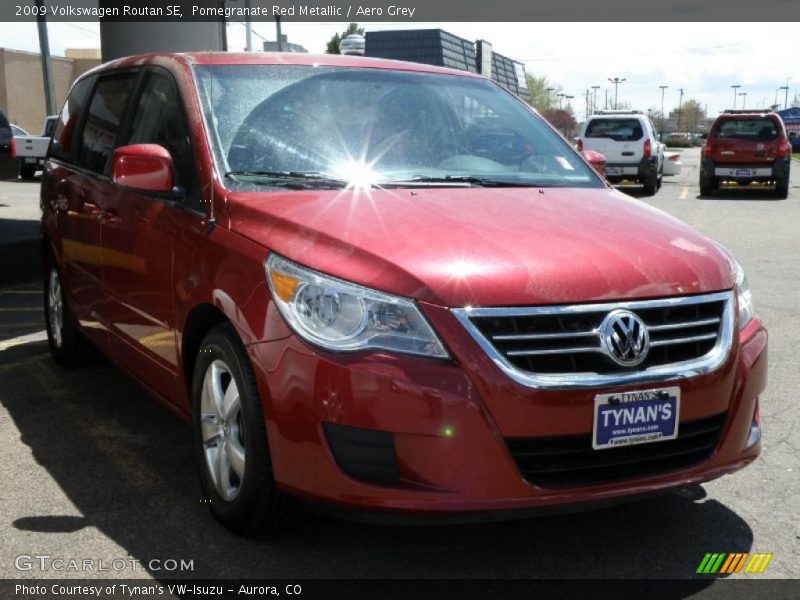 Pomegranate Red Metallic / Aero Grey 2009 Volkswagen Routan SE