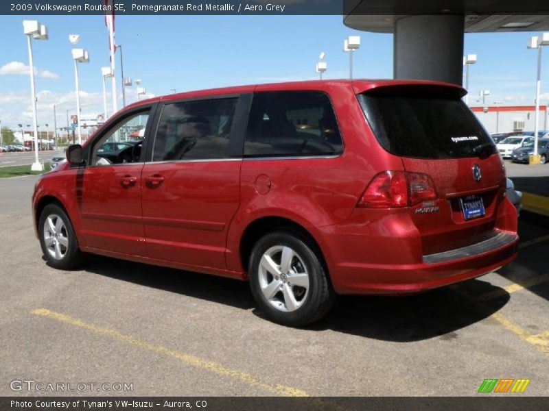 Pomegranate Red Metallic / Aero Grey 2009 Volkswagen Routan SE