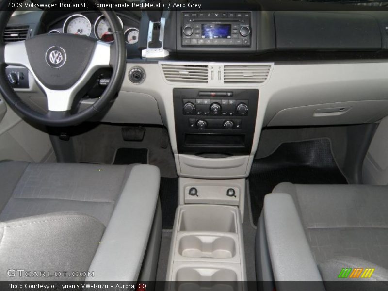 Pomegranate Red Metallic / Aero Grey 2009 Volkswagen Routan SE
