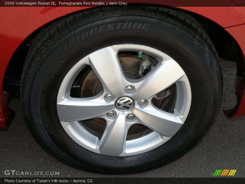 Pomegranate Red Metallic / Aero Grey 2009 Volkswagen Routan SE
